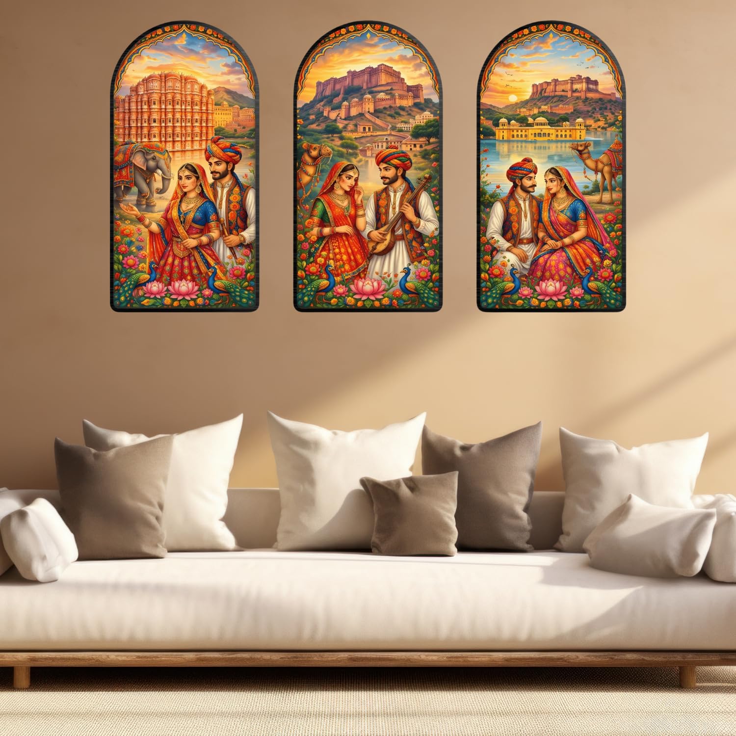Décor mural premium « couple royal rajasthani » | Fond Hawa Mahal, fort d'Amber et Jal Mahal | Panneaux muraux en bois représentant le patrimoine indien traditionnel pour salon, chambre et bureau (30,5 cm)