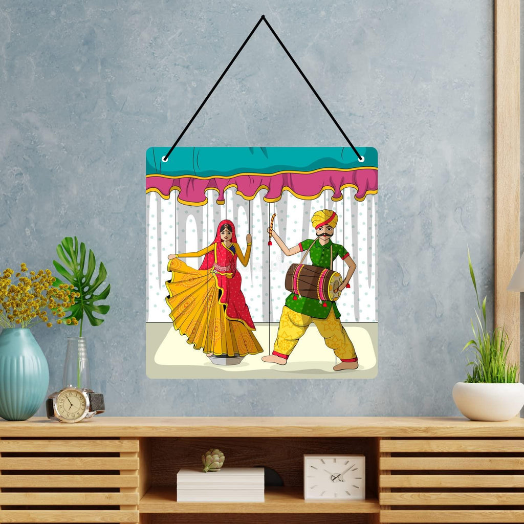 Décoration murale décorative de danse rajasthanie en bois pour le salon | Décoration murale rajasthanie | Art mural pour hall | Sculpture murale en MDF – 9,5 pouces